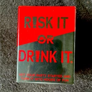 STILL SEALED NEW DRINKING CARD GAME 🍻